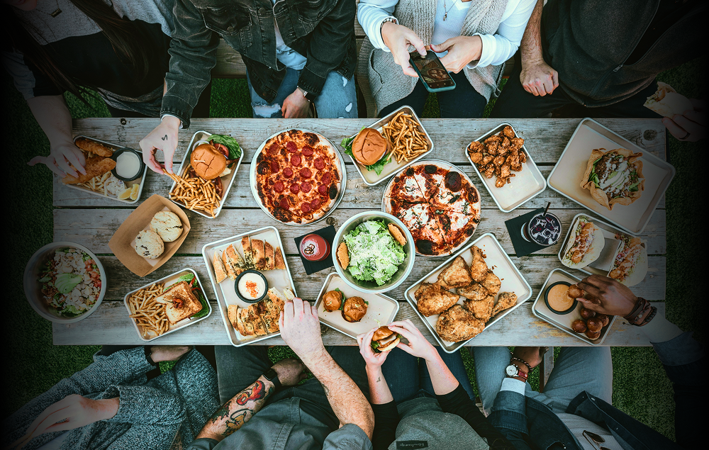 How to manage holiday eating deviations without guilt?