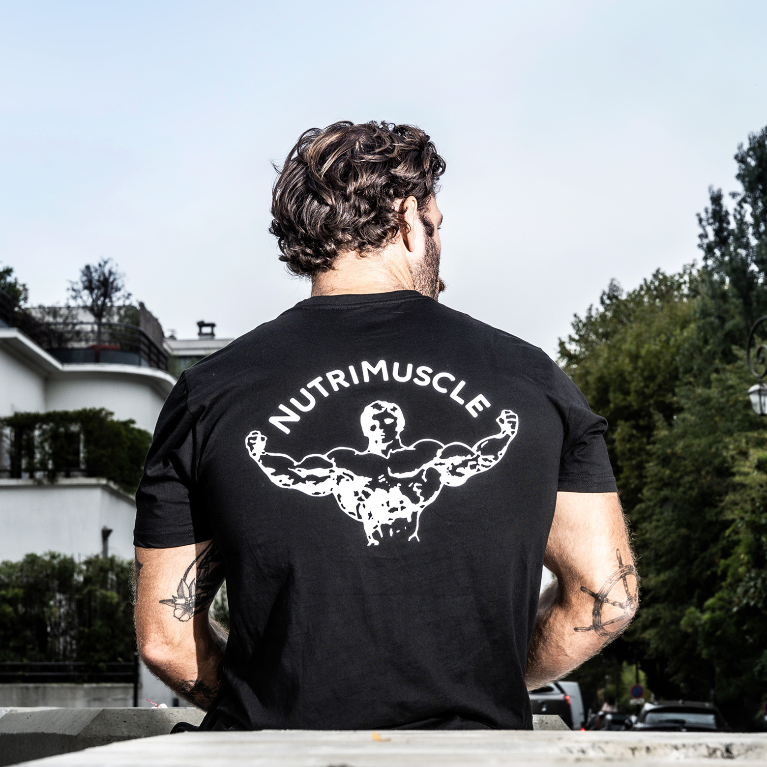 Nutrimuscle black t-shirt